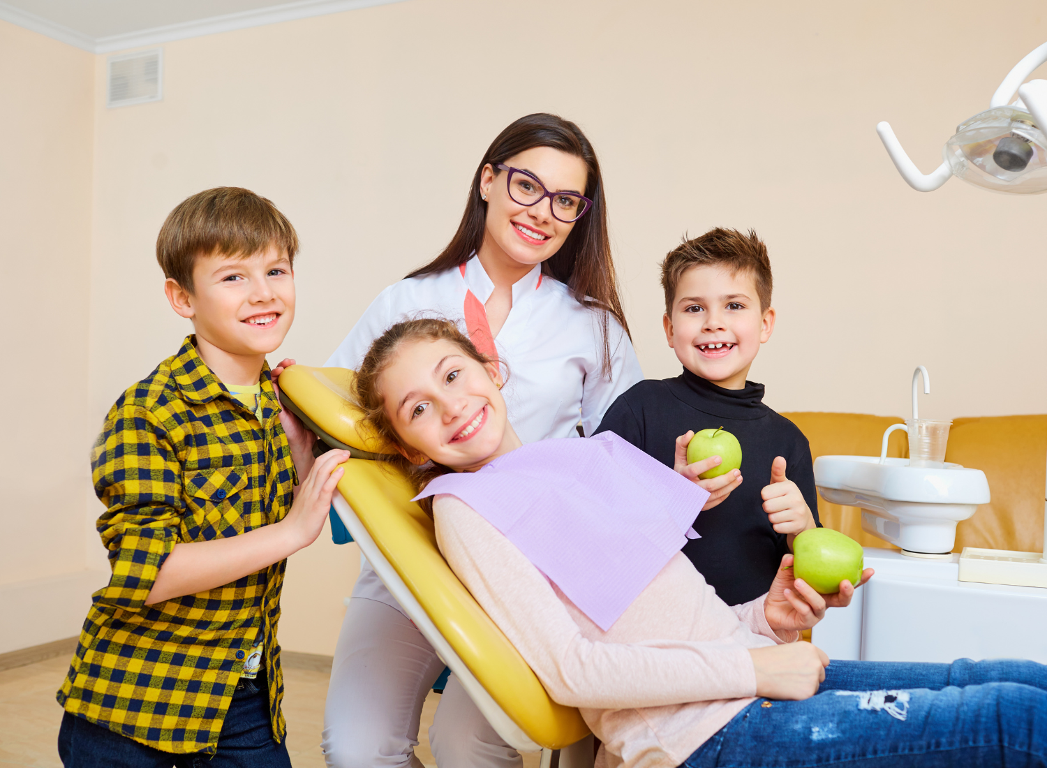 7 Ways a Dentist for Children Makes Dental Visits Fun and Stress Free
